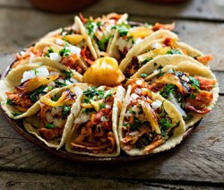 Fleisch Al Pastor zubereiten (Tacos al Pastor Rezept)